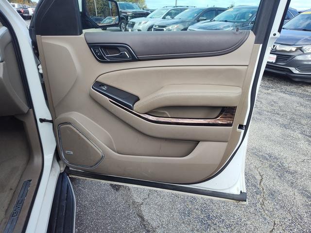 Used 2019 GMC Yukon XL SLT w/ Open Road Package AWD/4WD image 21