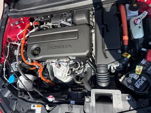 Used 2024 Honda Accord Sport image 36