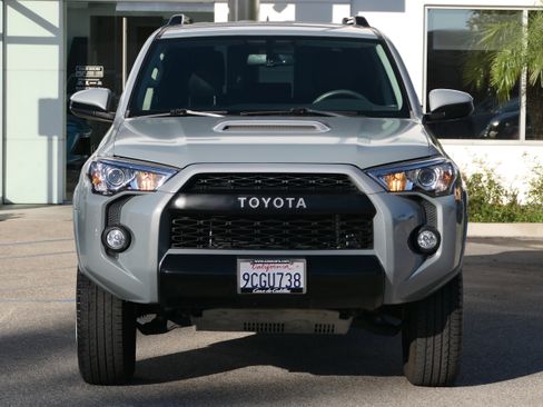 Used 2017 Toyota 4Runner SR5 image 7