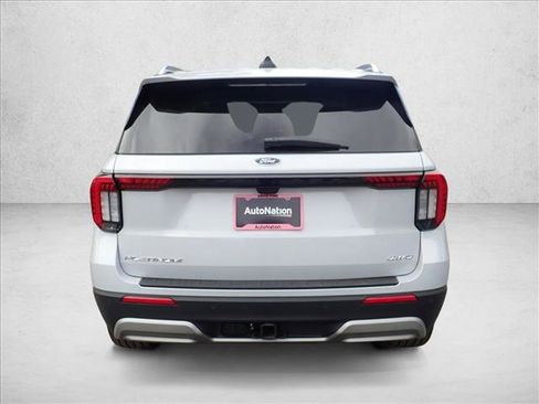 New 2026 Ford Explorer Platinum w/ LUX Leather Package image 3