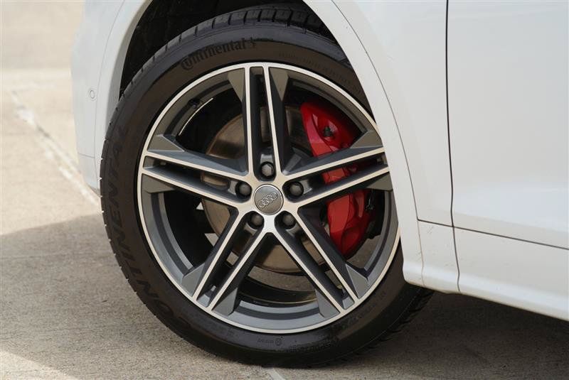 Used 2019 Audi SQ5 Prestige AWD/4WD image 17