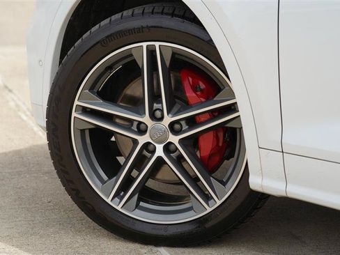 Used 2019 Audi SQ5 Prestige AWD/4WD image 17