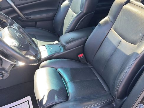 Used 2011 Nissan Maxima 3.5 SV w/ Sport Pkg image 9