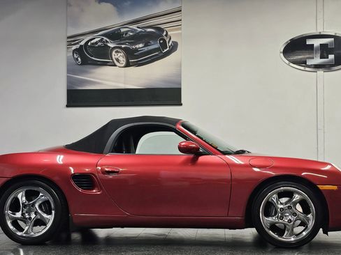 Used 2001 Porsche Boxster RWD image 26