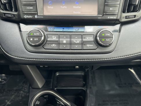 Used 2017 Toyota RAV4 XLE w/ Carpet Mat Package image 19