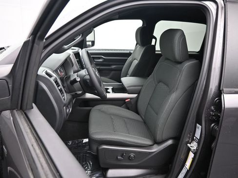 Used 2026 RAM 1500 Big Horn w/ Night Edition image 27