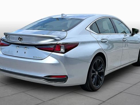 Used 2023 Lexus ES 300h F Sport FWD image 13