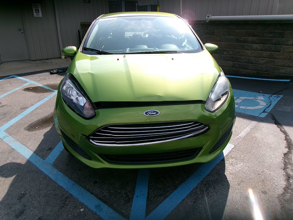 Used 2019 Ford Fiesta SE FWD image 2