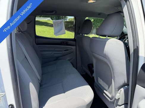 Used 2012 Toyota Tacoma 4x4 Double Cab w/ Convenience Pkg image 12