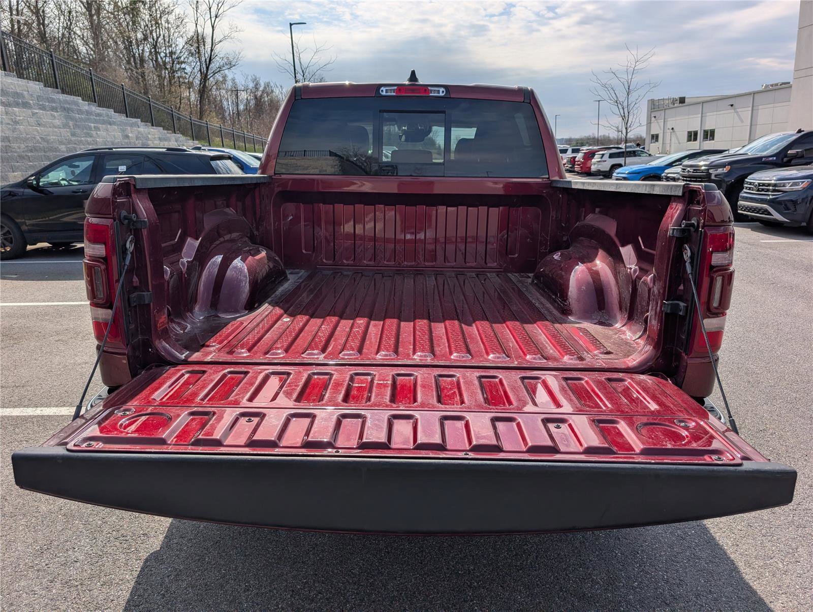 Used 2022 RAM 1500 Laramie AWD/4WD image 13