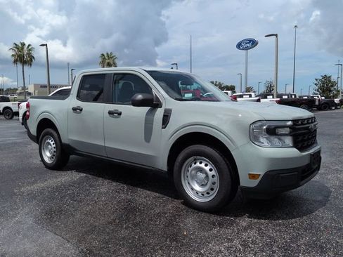 Used 2024 Ford Maverick XL FWD image 2