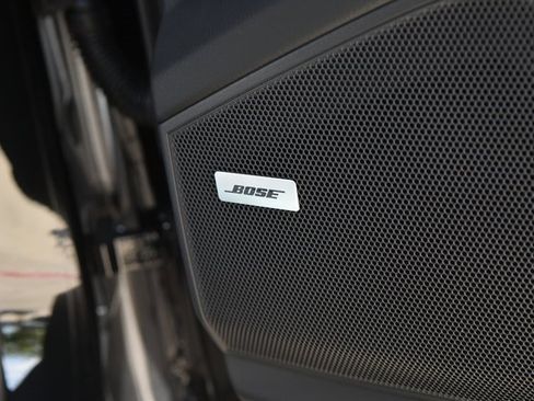 Certified 2025 Porsche Cayenne Coupe image 26