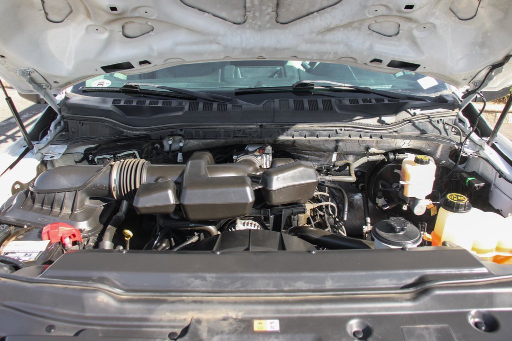 Used 2018 Ford F350 XL w/ Power Equipment Group RWD image 12