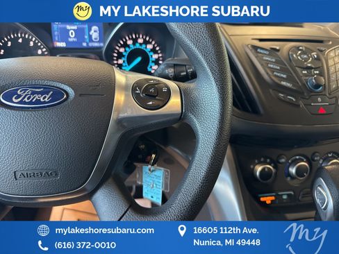 Used 2015 Ford Escape SE image 15