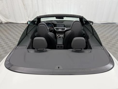 Used 2022 BMW M4 xDrive Competition w/ Executive Package AWD/4WD image 7