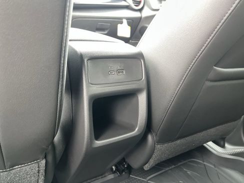 New 2026 Chevrolet Trax RS w/ Sunroof Package image 22