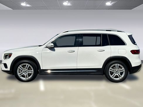 Used 2020 Mercedes-Benz GLB 250 image 2