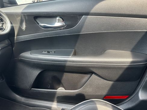 Used 2020 Kia Forte GT-Line w/ GT-Line Premium Package FWD image 21