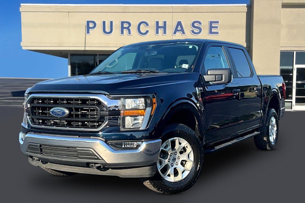 Used 2023 Ford F150 XLT w/ Trailer Tow Package AWD/4WD image 3