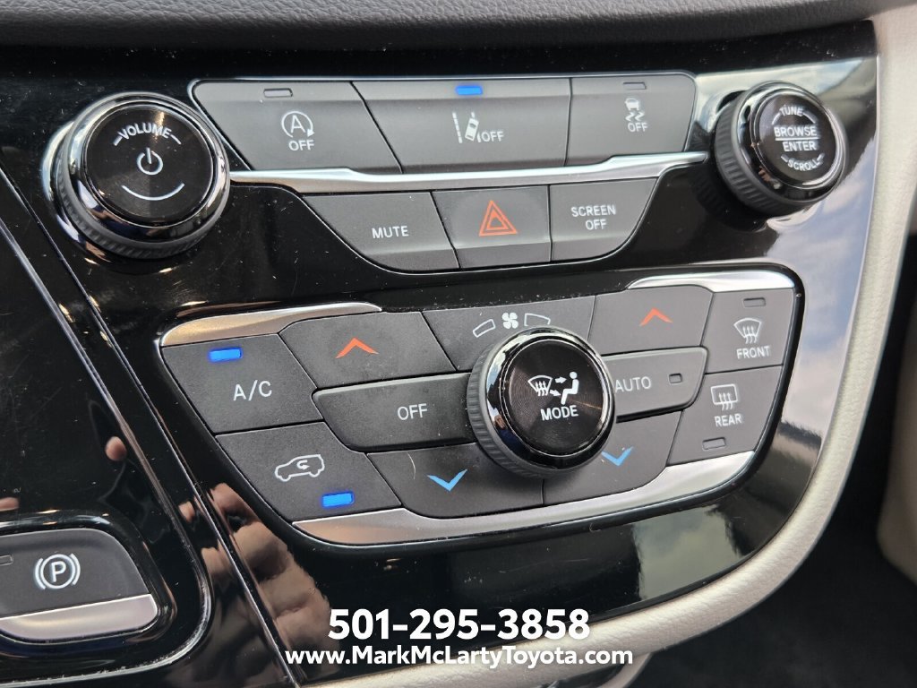 Used 2022 Chrysler Pacifica Touring-L FWD image 20