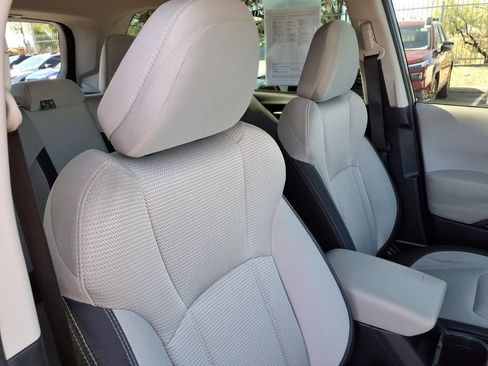 Certified 2023 Subaru Forester AWD/4WD image 19