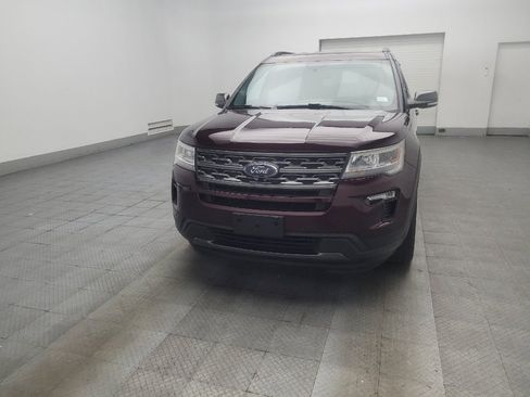 Used 2018 Ford Explorer XLT w/ Equipment Group 202A AWD/4WD image 15
