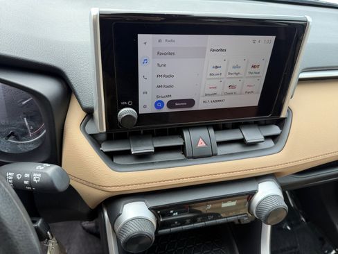 Used 2024 Toyota RAV4 LE image 12