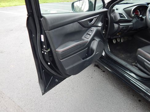 Used 2017 Subaru Impreza 2.0i Sport AWD/4WD image 9