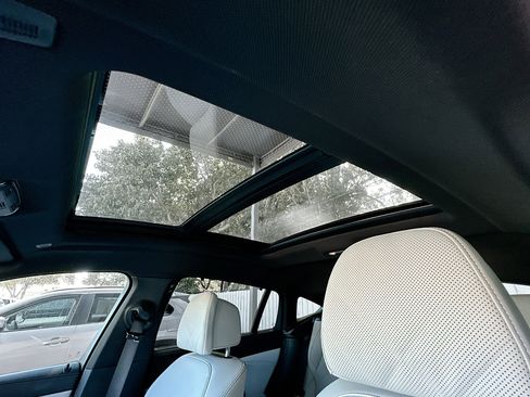 Certified 2023 BMW X6 xDrive40i w/ Executive Package image 22