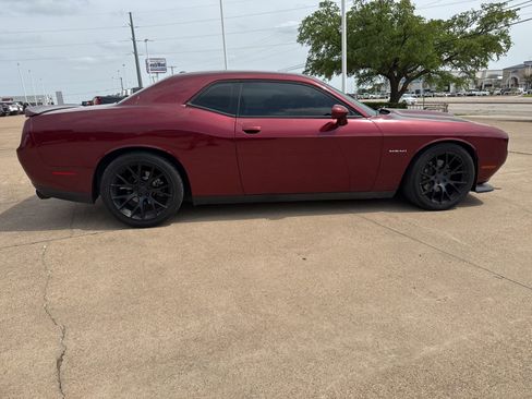 Used 2020 Dodge Challenger R/T image 8