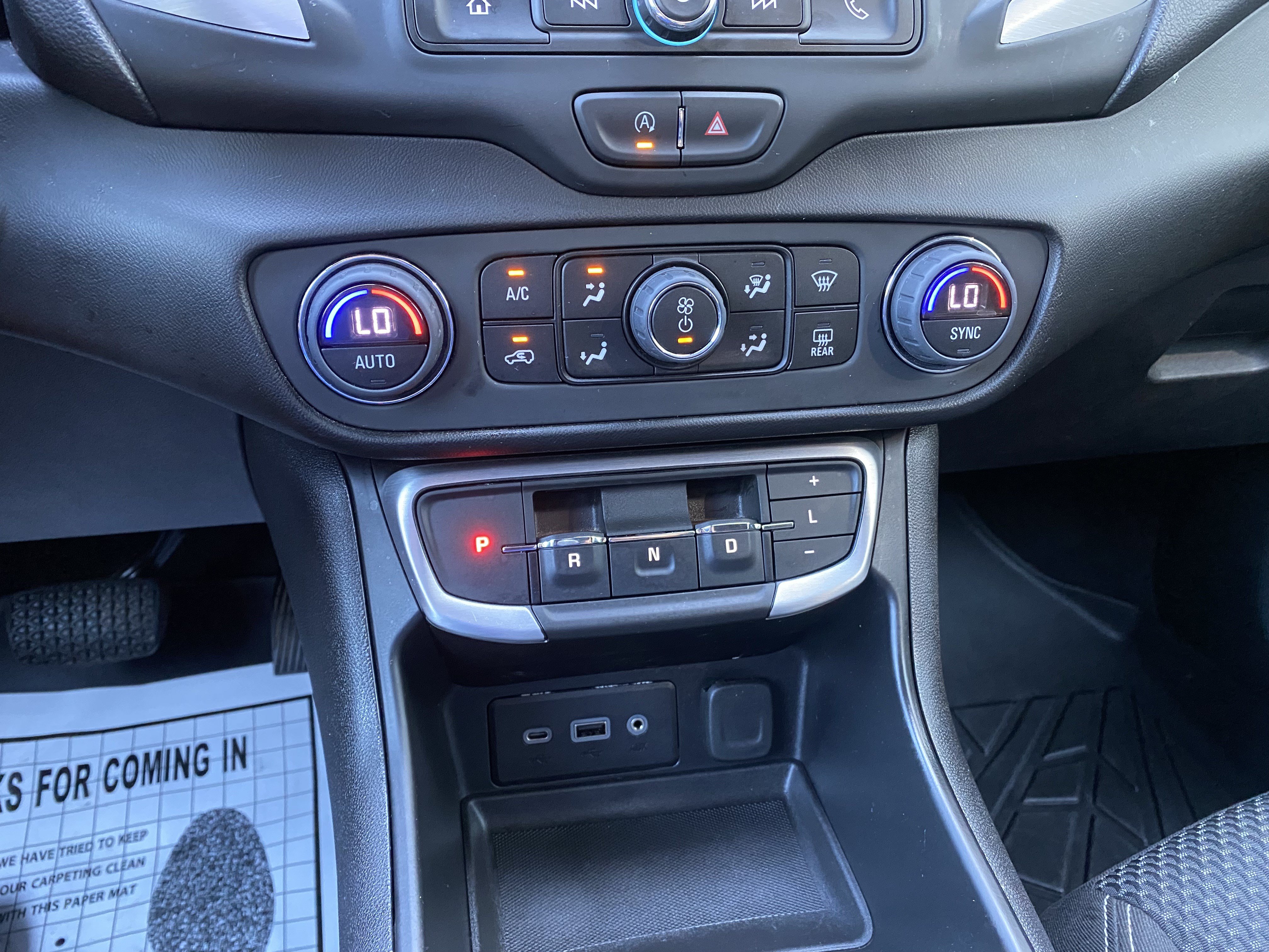 Used 2023 GMC Terrain SLE w/ Driver Convenience Package AWD/4WD image 28