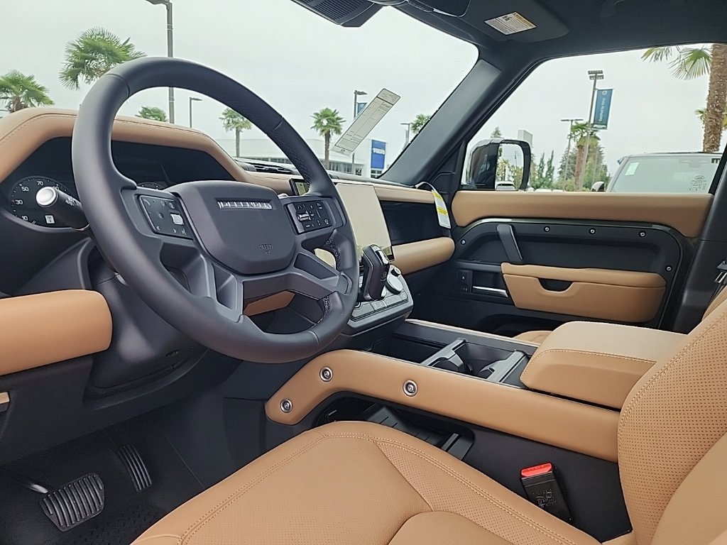 New 2026 Land Rover Defender 110 X-Dynamic SE AWD/4WD image 11