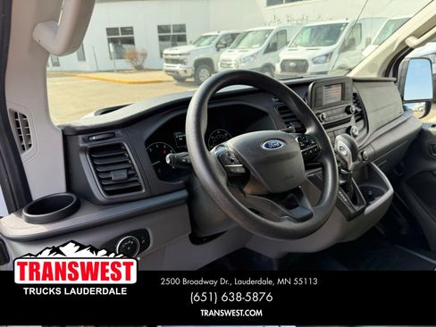 Used 2023 Ford Transit 250 Low Roof AWD image 4