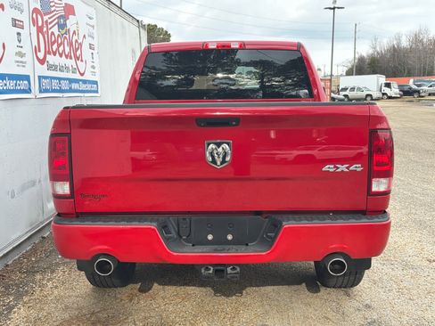 Used 2018 RAM 1500 Express w/ Express Value Package image 4