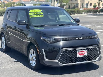 Used 2023 Kia Soul LX w/ LX Technology Package