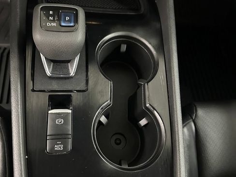 Used 2021 Nissan Rogue SV AWD/4WD image 18