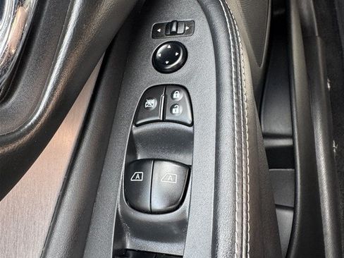 Used 2019 Nissan Murano SV AWD/4WD image 22