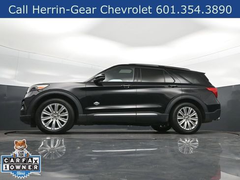 Used 2023 Ford Explorer King Ranch w/ Technology Package RWD image 40