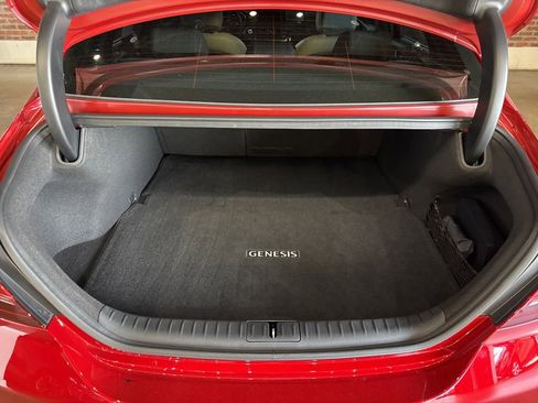 Used 2022 Genesis G70 2.0T image 40