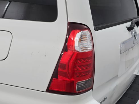 Used 2008 Toyota 4Runner SR5 image 30