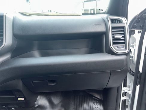 New 2024 RAM 3500 Tradesman w/ Chrome Appearance Group image 4