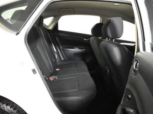 Used 2019 Nissan Sentra S FWD image 29