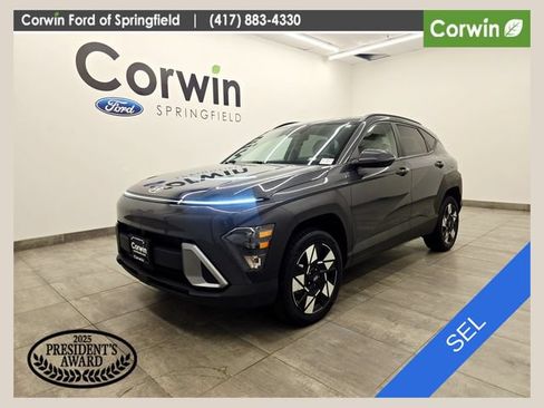 Used 2025 Hyundai Kona SEL AWD/4WD image 1