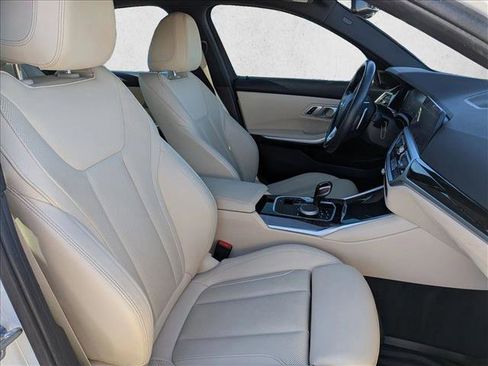 Used 2022 BMW 330i Sedan w/ Driving Assistance Package image 22