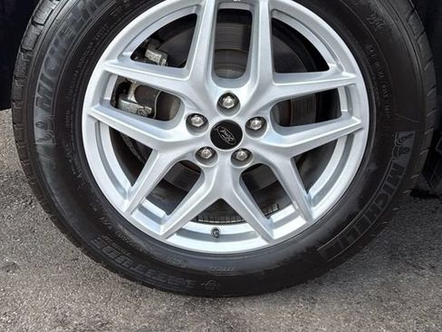Used 2023 Ford Edge SEL AWD/4WD image 12
