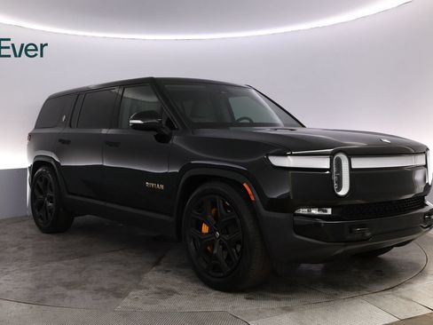 Used 2023 Rivian R1S Launch Edition AWD/4WD image 13
