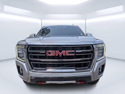 Used 2023 GMC Yukon AT4 w/ AT4 Premium Package AWD/4WD image 8
