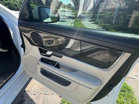 Used 2013 Jaguar XJ L Supercharged image 32