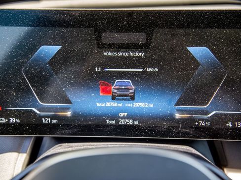 Certified 2024 BMW iX xDrive50 AWD/4WD image 15