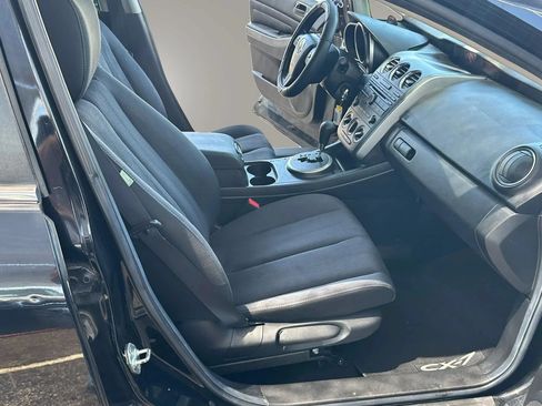 Used 2011 MAZDA CX-7 i SV FWD image 12